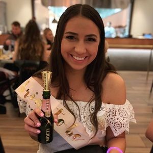 Meet your Posher, Colleen